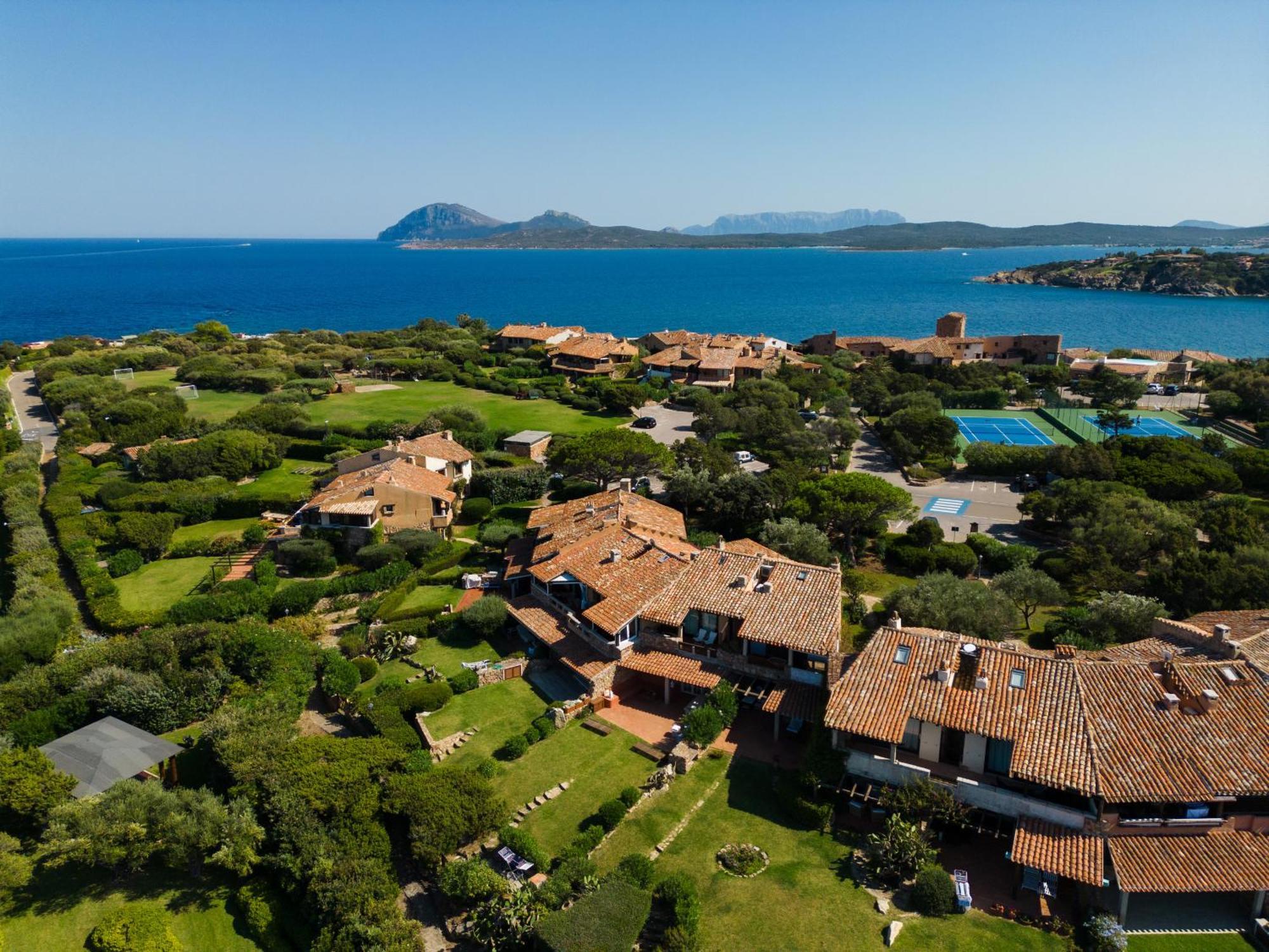 Splendido Appartamento Vista Mare Porto Rotondo Exterior photo